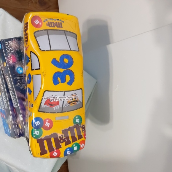 M&M Collectibles - Picture 3 of 3